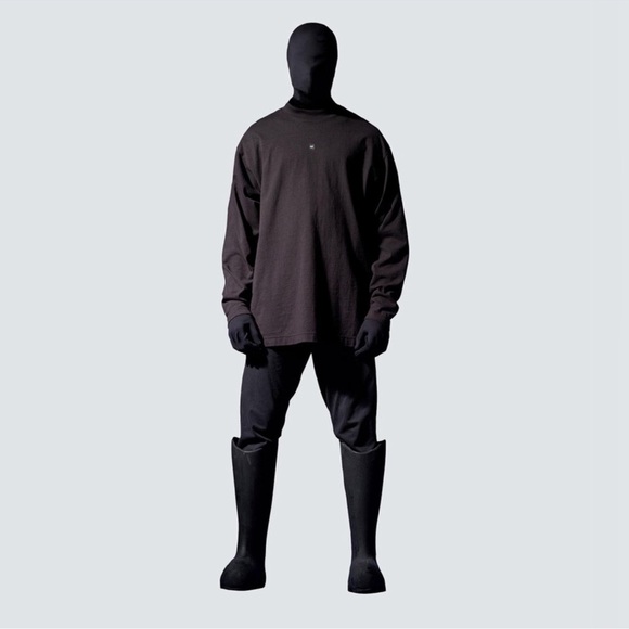 Yeezy Gap Heavy Jersey Long Sleeve Logo Tee in Color Black Size Large - Picture 1 of 4